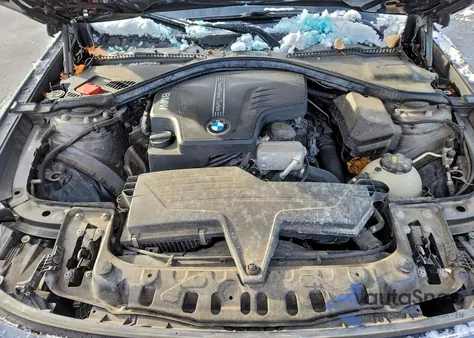 2015 BMW 328 Xigt z USA, uszkodzony, nr VIN WBA3X5C57FD562389